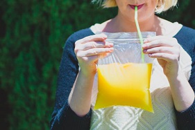 ziploc-bag-drink 4wd'ing in summer